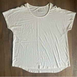 Tek Gear. Dry Tek White Short Sleeve Shirt. New without tags. Women’s Size XL